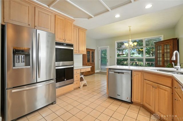 7215 Whitetail Trail, Dayton, OH 45459