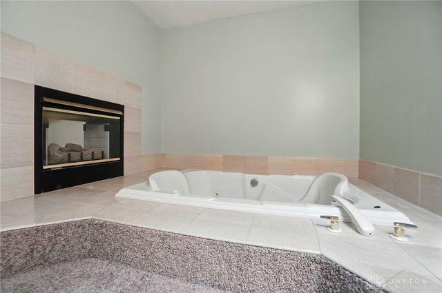 7215 Whitetail Trail, Dayton, OH 45459