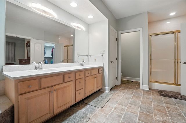 7215 Whitetail Trail, Dayton, OH 45459
