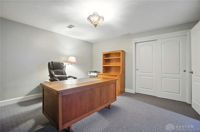 7215 Whitetail Trail, Dayton, OH 45459