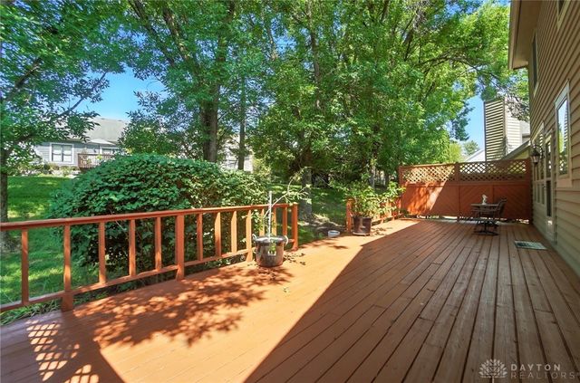 7215 Whitetail Trail, Dayton, OH 45459