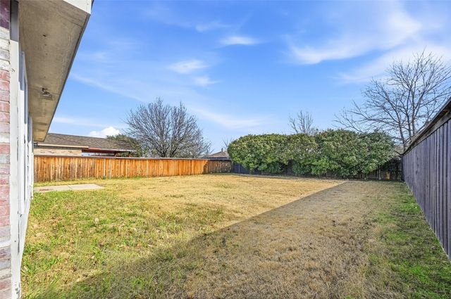 2617 Peach Drive, Little Elm, TX 75068