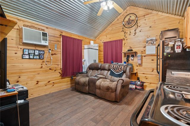 507 S Terry St, Rockport, TX 78382