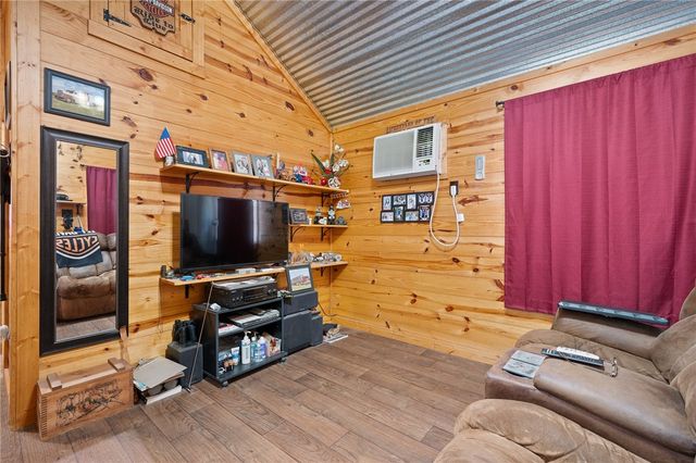 507 S Terry St, Rockport, TX 78382