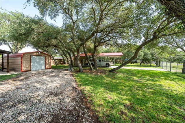 507 S Terry St, Rockport, TX 78382