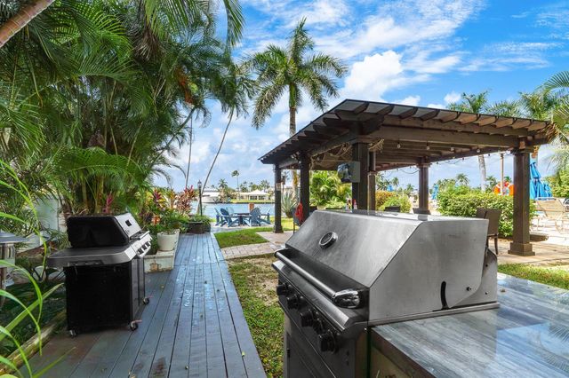 3233 NE 34th Street 718, Fort Lauderdale, FL 33308