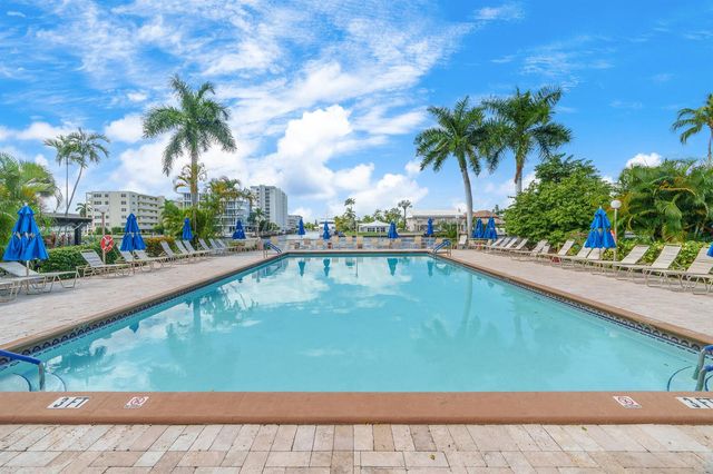 3233 NE 34th Street 718, Fort Lauderdale, FL 33308