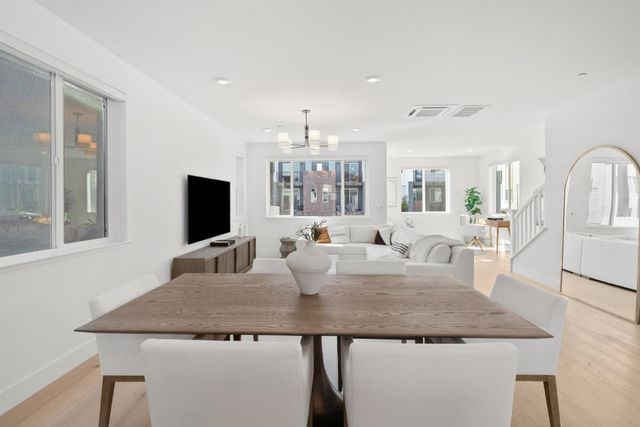 2815 Crusader Street, Alameda, CA 94501