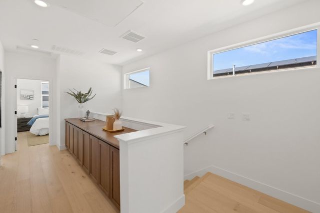 2815 Crusader Street, Alameda, CA 94501