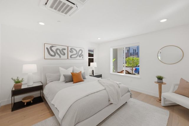 2815 Crusader Street, Alameda, CA 94501