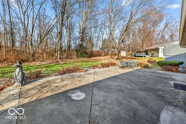 1952 Skyline Drive, Greenwood, IN 46143