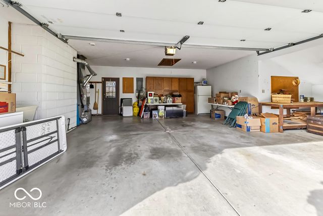 1952 Skyline Drive, Greenwood, IN 46143