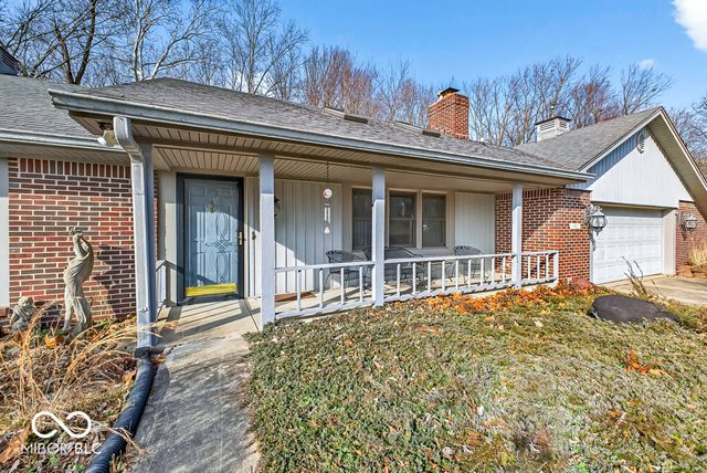 1952 Skyline Drive, Greenwood, IN 46143