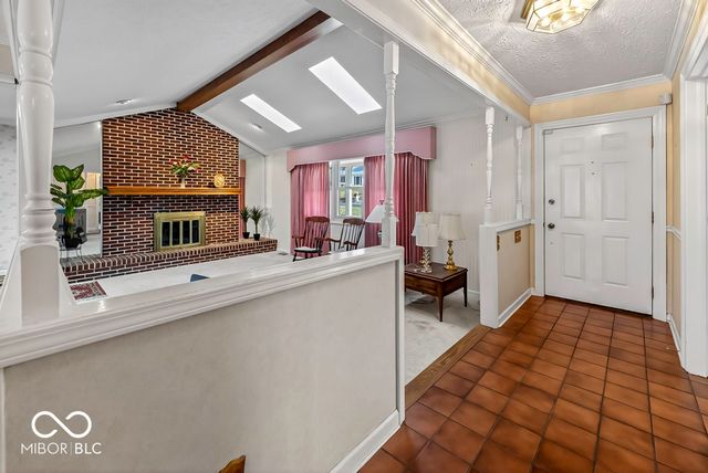 1952 Skyline Drive, Greenwood, IN 46143