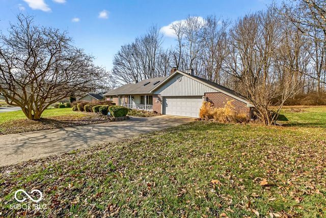 1952 Skyline Drive, Greenwood, IN 46143