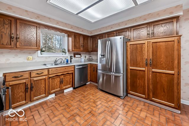 1952 Skyline Drive, Greenwood, IN 46143