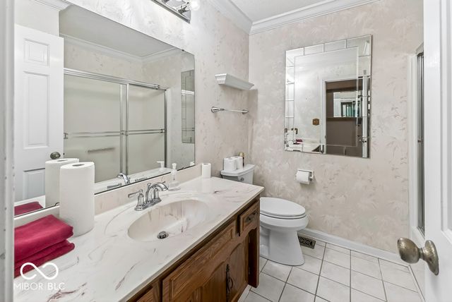 1952 Skyline Drive, Greenwood, IN 46143