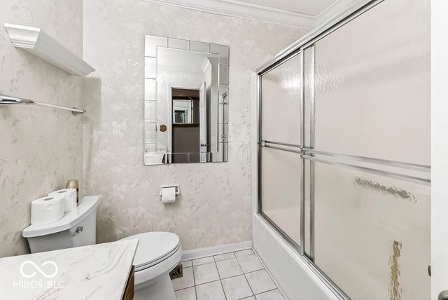 1952 Skyline Drive, Greenwood, IN 46143