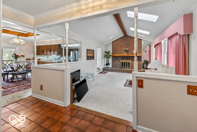 1952 Skyline Drive, Greenwood, IN 46143