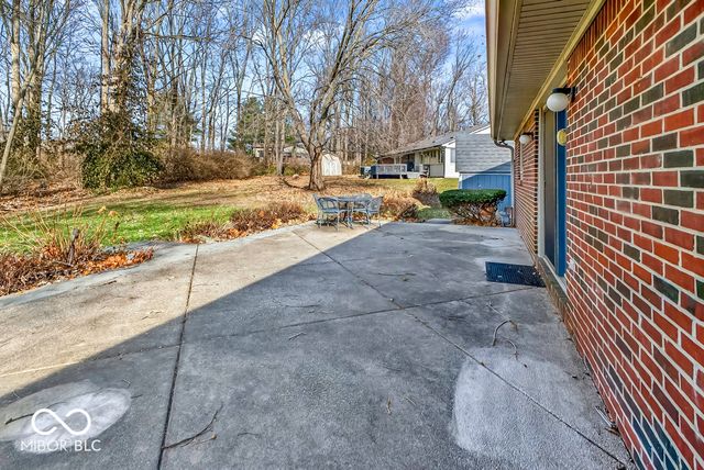 1952 Skyline Drive, Greenwood, IN 46143