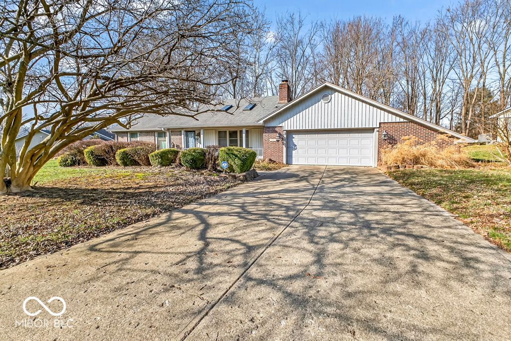 1952 Skyline Drive, Greenwood, IN 46143