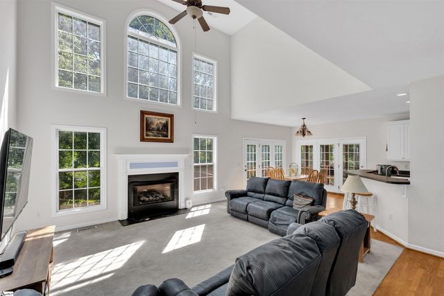 108 Sandtrap Court, Greenville, SC 29609