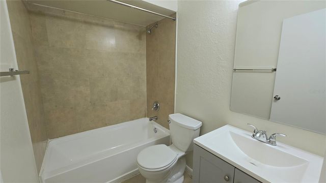 719 WYMAN COURT 719 B, Orlando, FL 32809