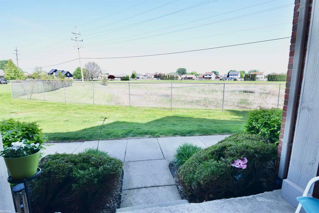 28781 Berwick Court, Chesterfield, MI 48047