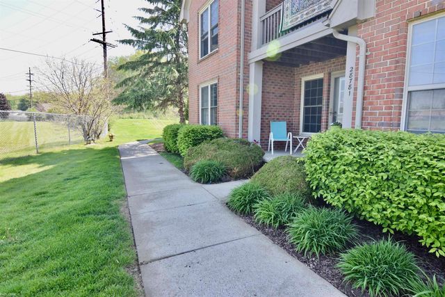 28781 Berwick Court, Chesterfield, MI 48047