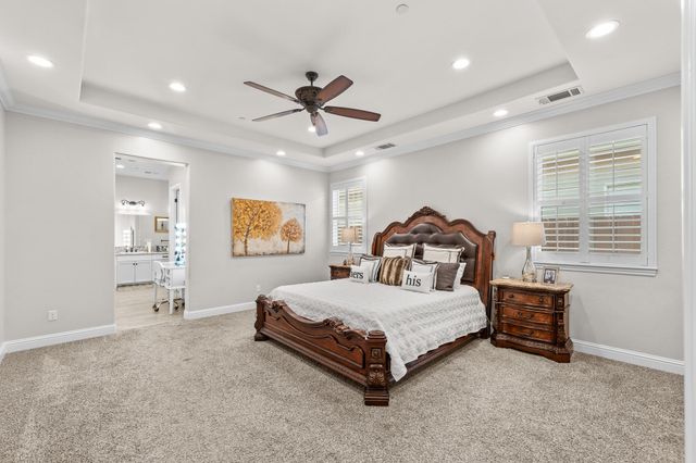 4812 W Wren Avenue, Visalia, CA 93291