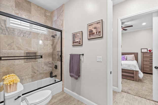 4812 W Wren Avenue, Visalia, CA 93291