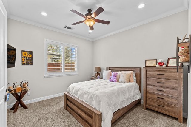 4812 W Wren Avenue, Visalia, CA 93291