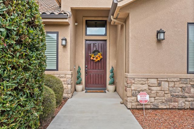 4812 W Wren Avenue, Visalia, CA 93291