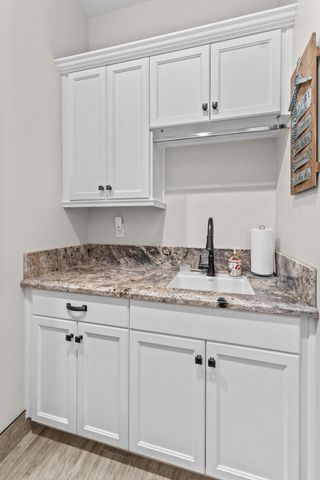 4812 W Wren Avenue, Visalia, CA 93291