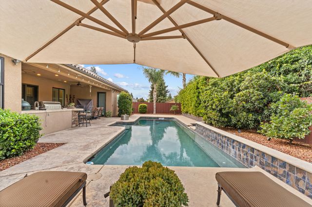 4812 W Wren Avenue, Visalia, CA 93291