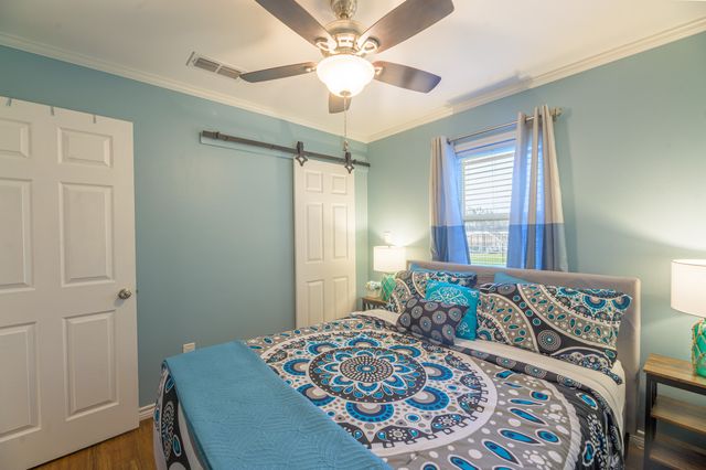 1547 Hummingbird Lane, Possum Kingdom Lake, TX 76449