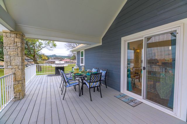 1547 Hummingbird Lane, Possum Kingdom Lake, TX 76449