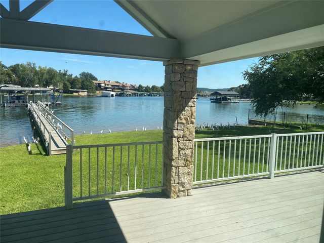 1547 Hummingbird Lane, Possum Kingdom Lake, TX 76449