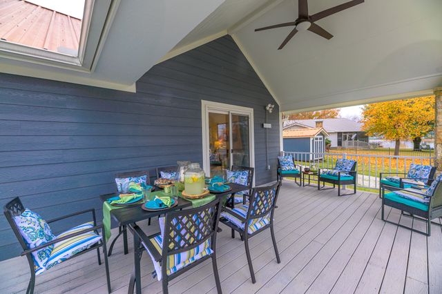 1547 Hummingbird Lane, Possum Kingdom Lake, TX 76449