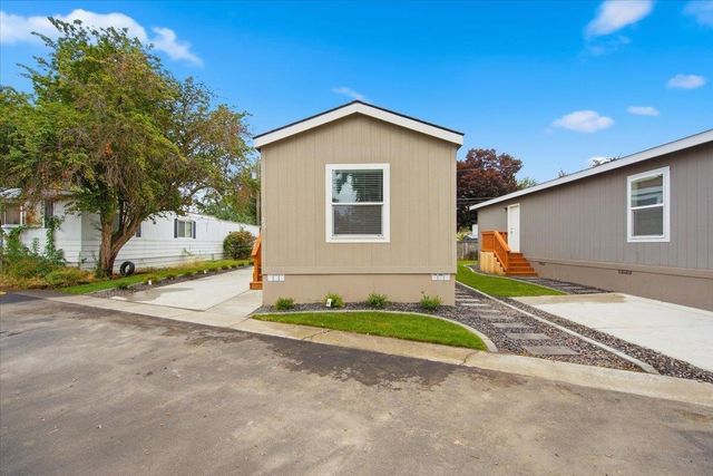 11920 E Mansfield Ave, Spokane Valley, WA 99206 property photo
