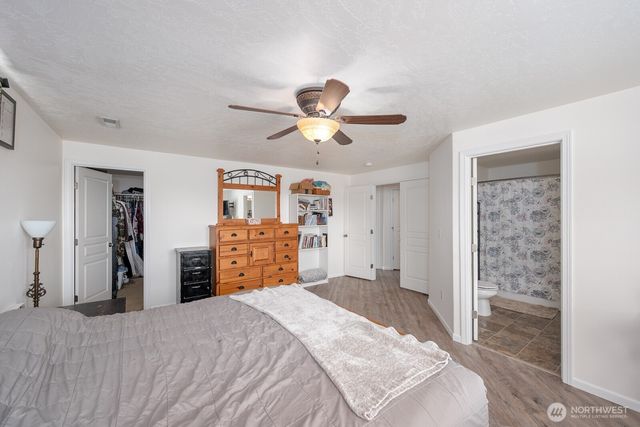 800 S Hamilton Road, Moses Lake, WA 98837