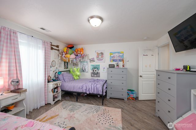 800 S Hamilton Road, Moses Lake, WA 98837