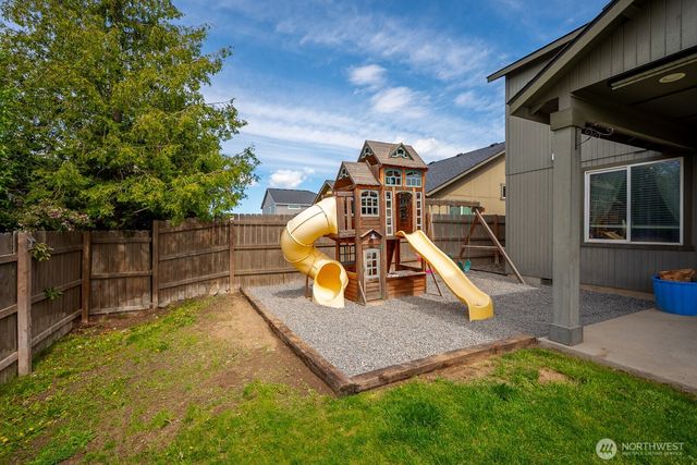 800 S Hamilton Road, Moses Lake, WA 98837