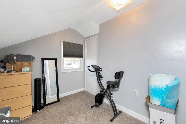 332 S FELLOWSHIP RD, Maple Shade, NJ 08052
