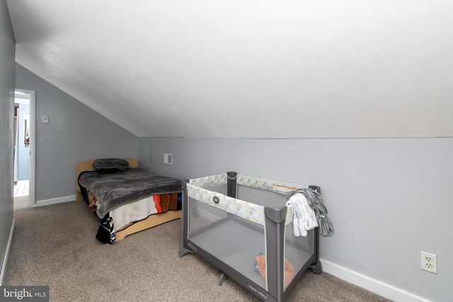 332 S FELLOWSHIP RD, Maple Shade, NJ 08052