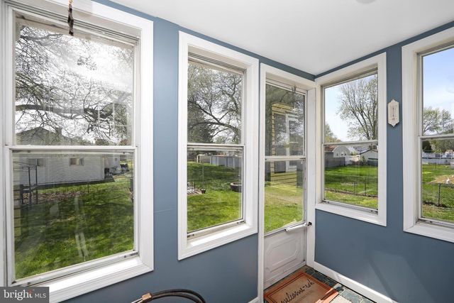 332 S FELLOWSHIP RD, Maple Shade, NJ 08052