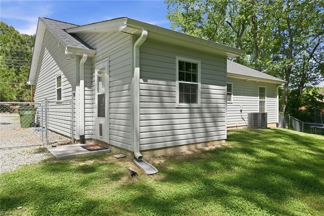 610 Burlington Avenue, Gibsonville, NC 27249
