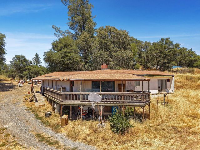 6839 Fricot City Rd, San Andreas, CA 95249