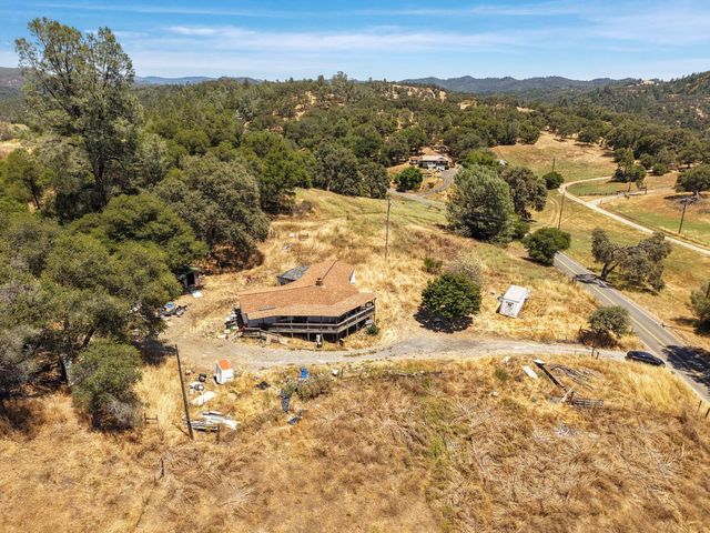 6839 Fricot City Rd, San Andreas, CA 95249