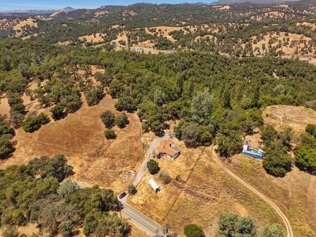6839 Fricot City Rd, San Andreas, CA 95249